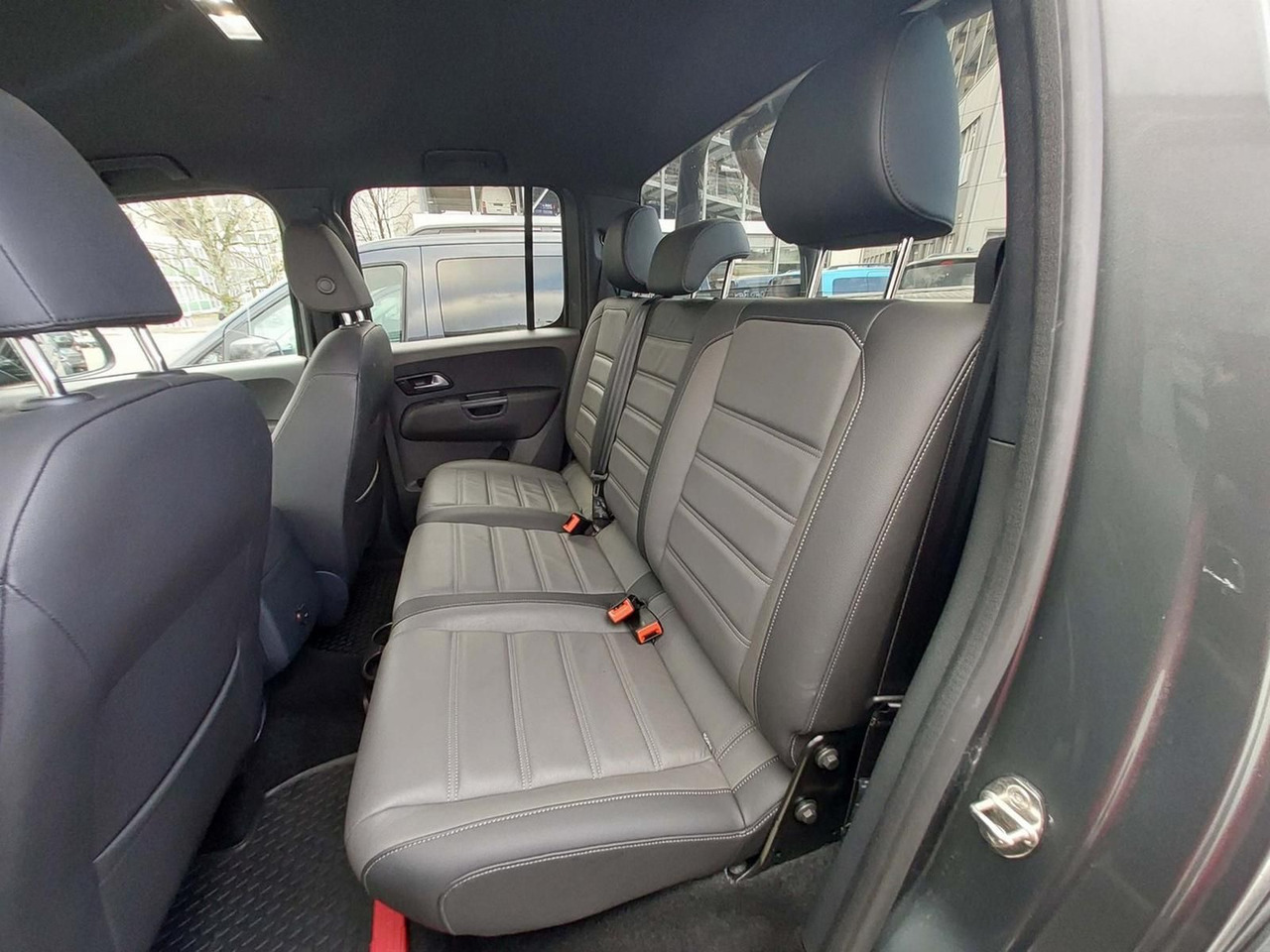 SUV Volkswagen Amarok Highline V6 4M DoubleCab BI-XENON AHK: תמונה 10