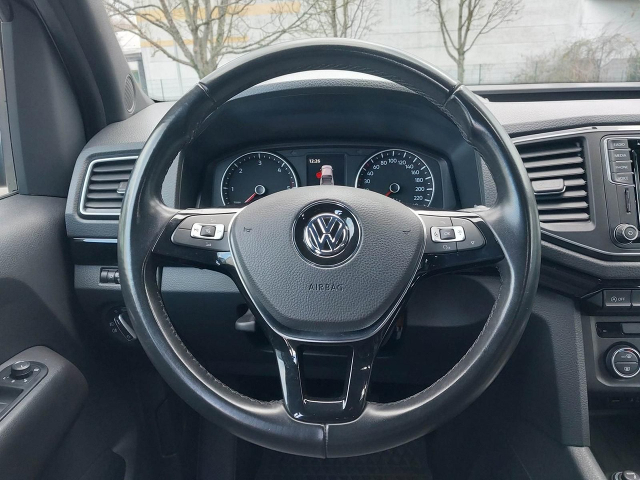 SUV Volkswagen Amarok Highline V6 4M DoubleCab BI-XENON AHK: תמונה 6