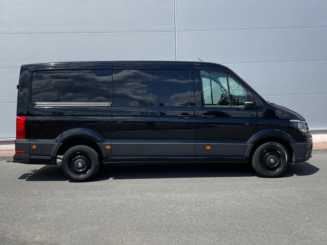 Volkswagen Crafter L3H2 Kasten AHK KAMERA SITZHZ LENKRADHZ - כלי רכב מסחרי עם לוח: תמונה 5 Volkswagen Crafter L3H2 Kasten AHK KAMERA SITZHZ LENKRADHZ - כלי רכב מסחרי עם לוח: תמונה 5