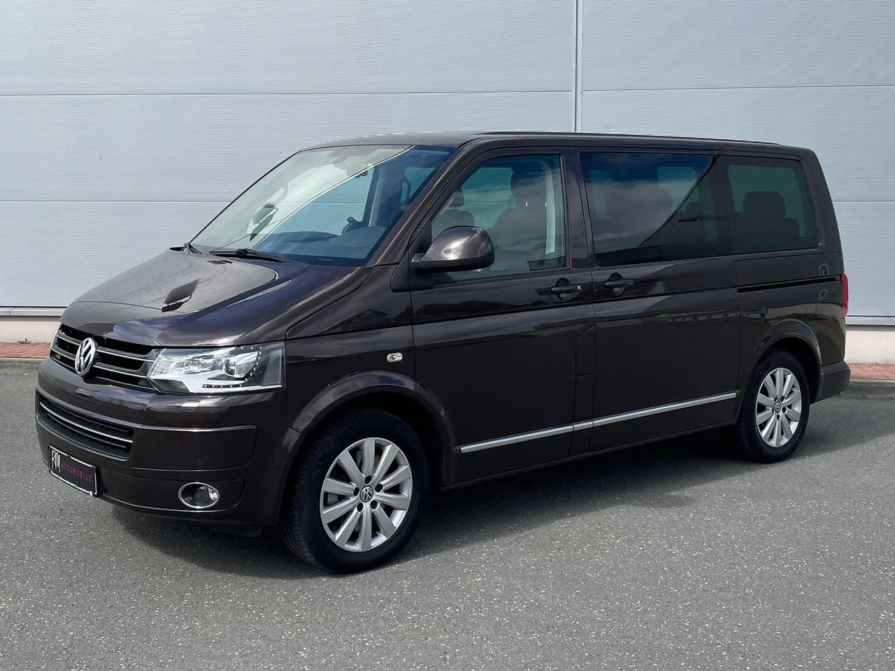 Volkswagen T5 Multivan Highline 4M LEDER AHK MFL - כלי רכב מסחרי לנוסעים: תמונה 1 Volkswagen T5 Multivan Highline 4M LEDER AHK MFL - כלי רכב מסחרי לנוסעים: תמונה 1