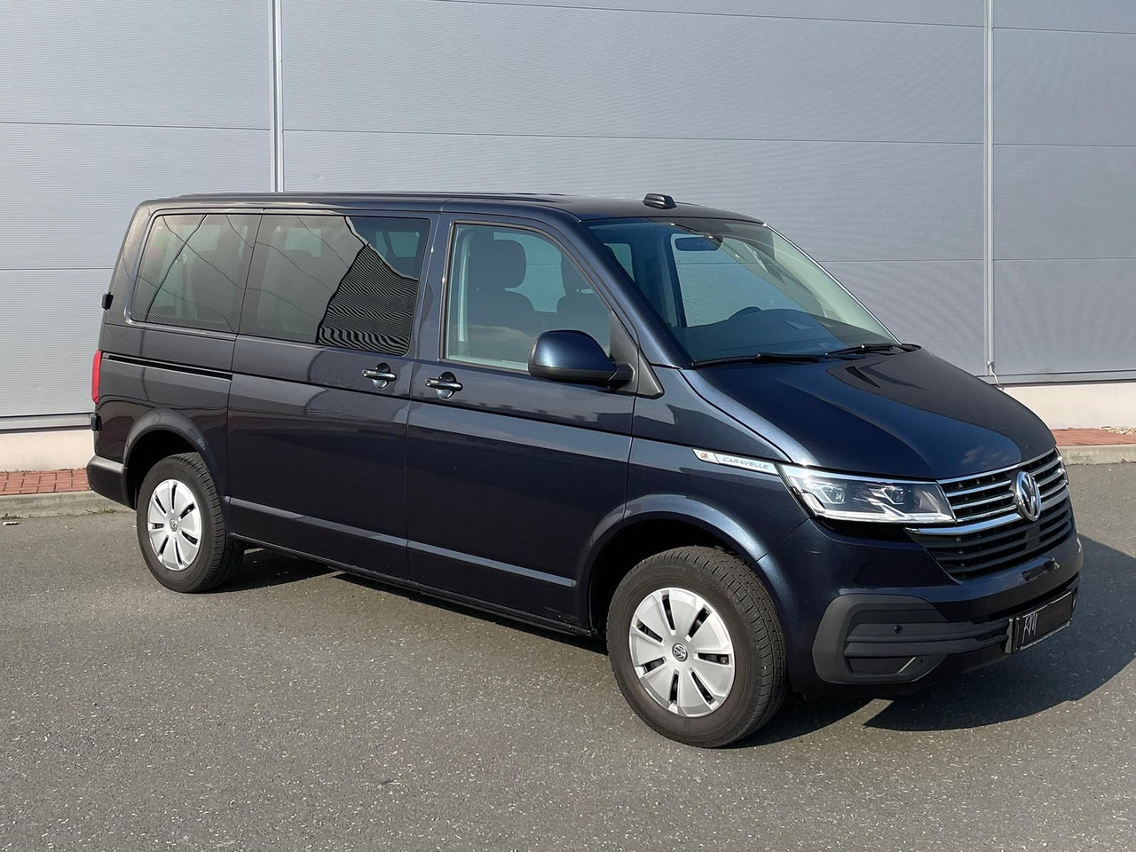 Volkswagen T6.1 Caravelle Comfortline NAV LED TEMP DAB PDC - כלי רכב מסחרי לנוסעים: תמונה 2 Volkswagen T6.1 Caravelle Comfortline NAV LED TEMP DAB PDC - כלי רכב מסחרי לנוסעים: תמונה 2