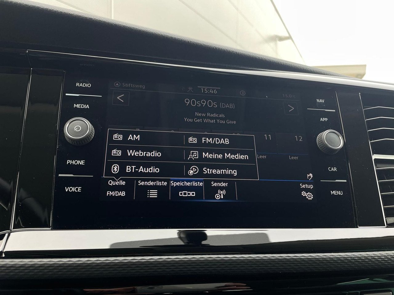 כלי רכב מסחרי לנוסעים Volkswagen T6.1 Caravelle Highline STANDHZ NAVI LEDER PDC: תמונה 19
