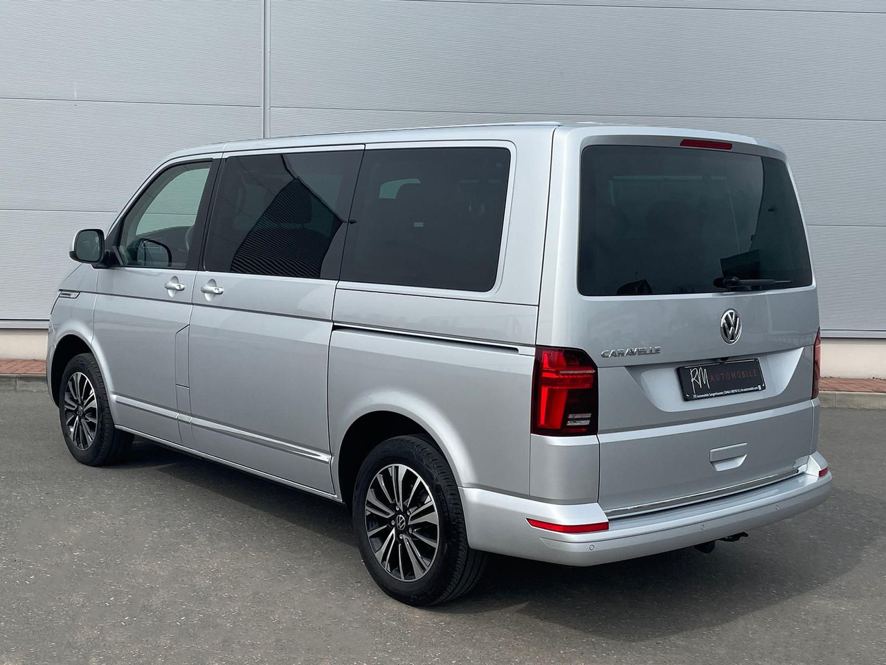 כלי רכב מסחרי לנוסעים Volkswagen T6.1 Caravelle Highline STANDHZ NAVI LEDER PDC: תמונה 8