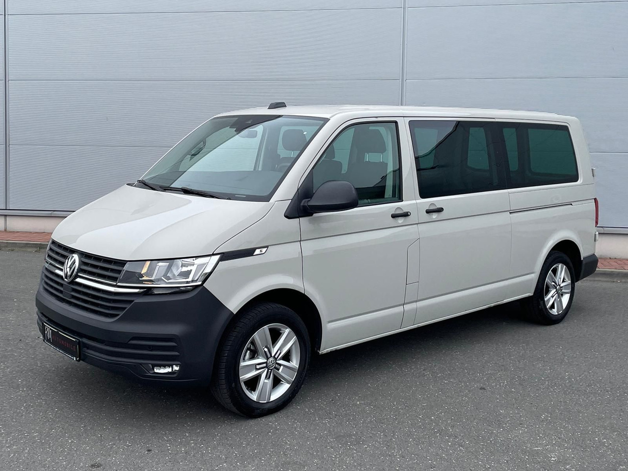 Volkswagen T6.1 Transporter 2.0 TDI lang 4MOTION SITZHZ NAV - כלי רכב מסחרי עם לוח: תמונה 1 Volkswagen T6.1 Transporter 2.0 TDI lang 4MOTION SITZHZ NAV - כלי רכב מסחרי עם לוח: תמונה 1