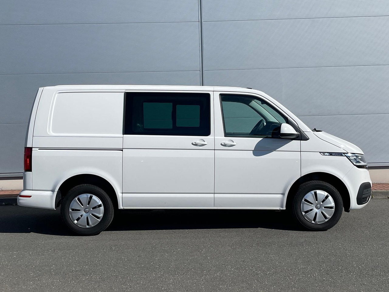 Volkswagen T6.1 Transporter Kasten 4M ACC PDC KAMERA STANDH - כלי רכב מסחרי עם לוח: תמונה 5 Volkswagen T6.1 Transporter Kasten 4M ACC PDC KAMERA STANDH - כלי רכב מסחרי עם לוח: תמונה 5