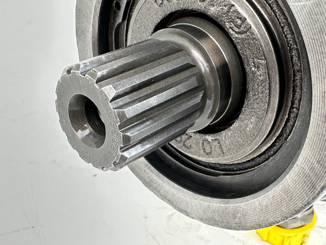 מנוע הידרולי עבור מחפר LIEBHERR Original Hydraulikeinbaumotor AT-FMF045. ID-Nr.9075181 – ID-Nr.10125043A. A309, A311, A312, A314, A316, A900, A904, A918, R313, R317, R900, R904. #A18.12.90158#: תמונה 19