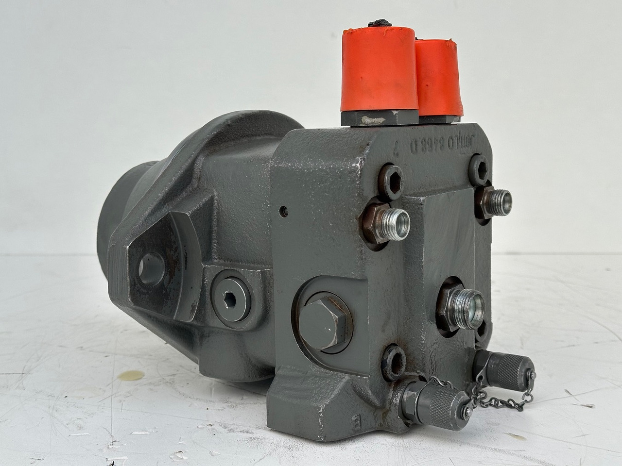 מנוע הידרולי עבור מחפר LIEBHERR Original Hydraulikeinbaumotor AT-FMF045. ID-Nr.9075181 – ID-Nr.10125043A. A309, A311, A312, A314, A316, A900, A904, A918, R313, R317, R900, R904. #A18.12.90158#: תמונה 7