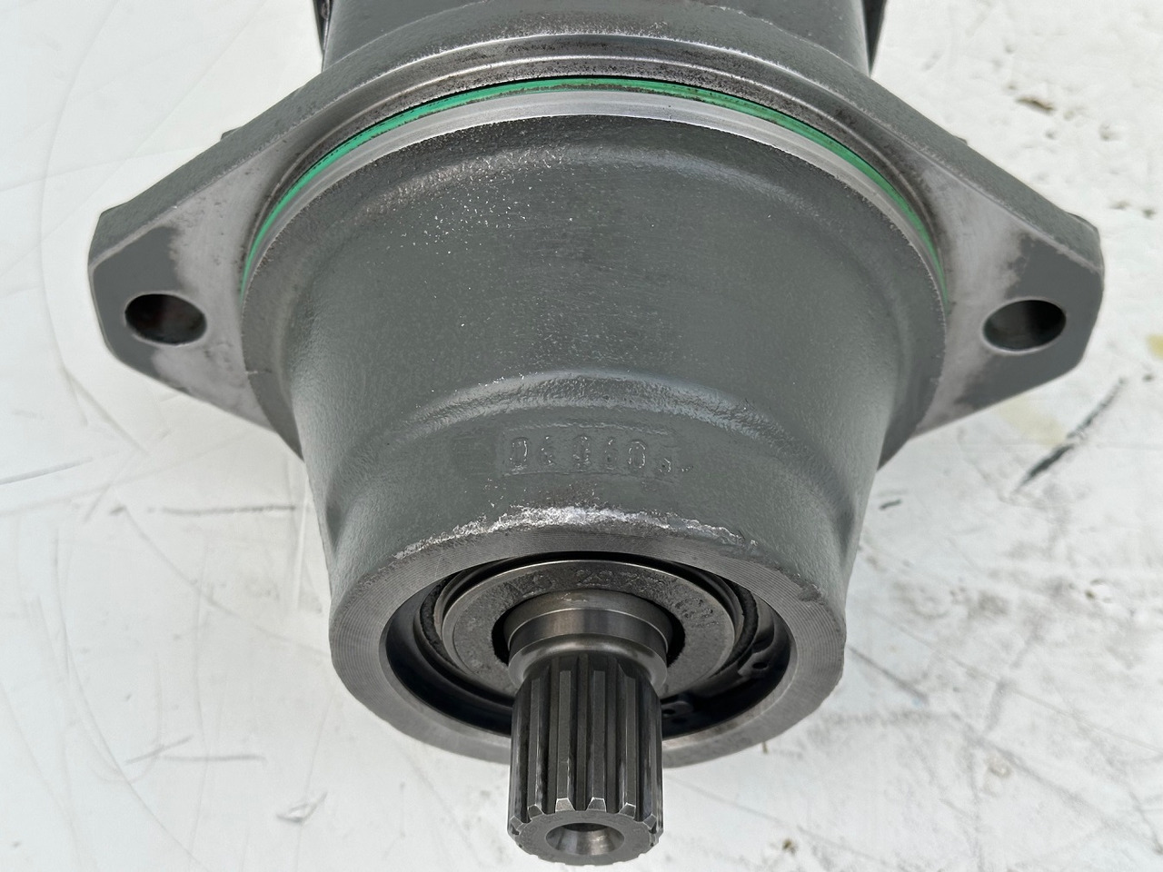 מנוע הידרולי עבור מחפר LIEBHERR Original Hydraulikeinbaumotor AT-FMF045. ID-Nr.9075181 – ID-Nr.10125043A. A309, A311, A312, A314, A316, A900, A904, A918, R313, R317, R900, R904. #A18.12.90158#: תמונה 14