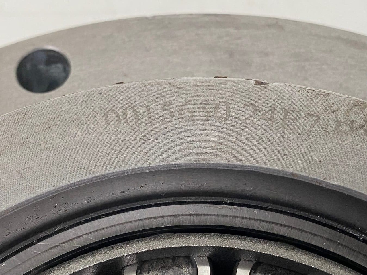 מנוע נדנדה עבור מחפר סורק Liebherr Abtriebswellengehäuse ID-Nr.90015650 and Kegelrollenlager ID-Nr.761008503.: תמונה 13
