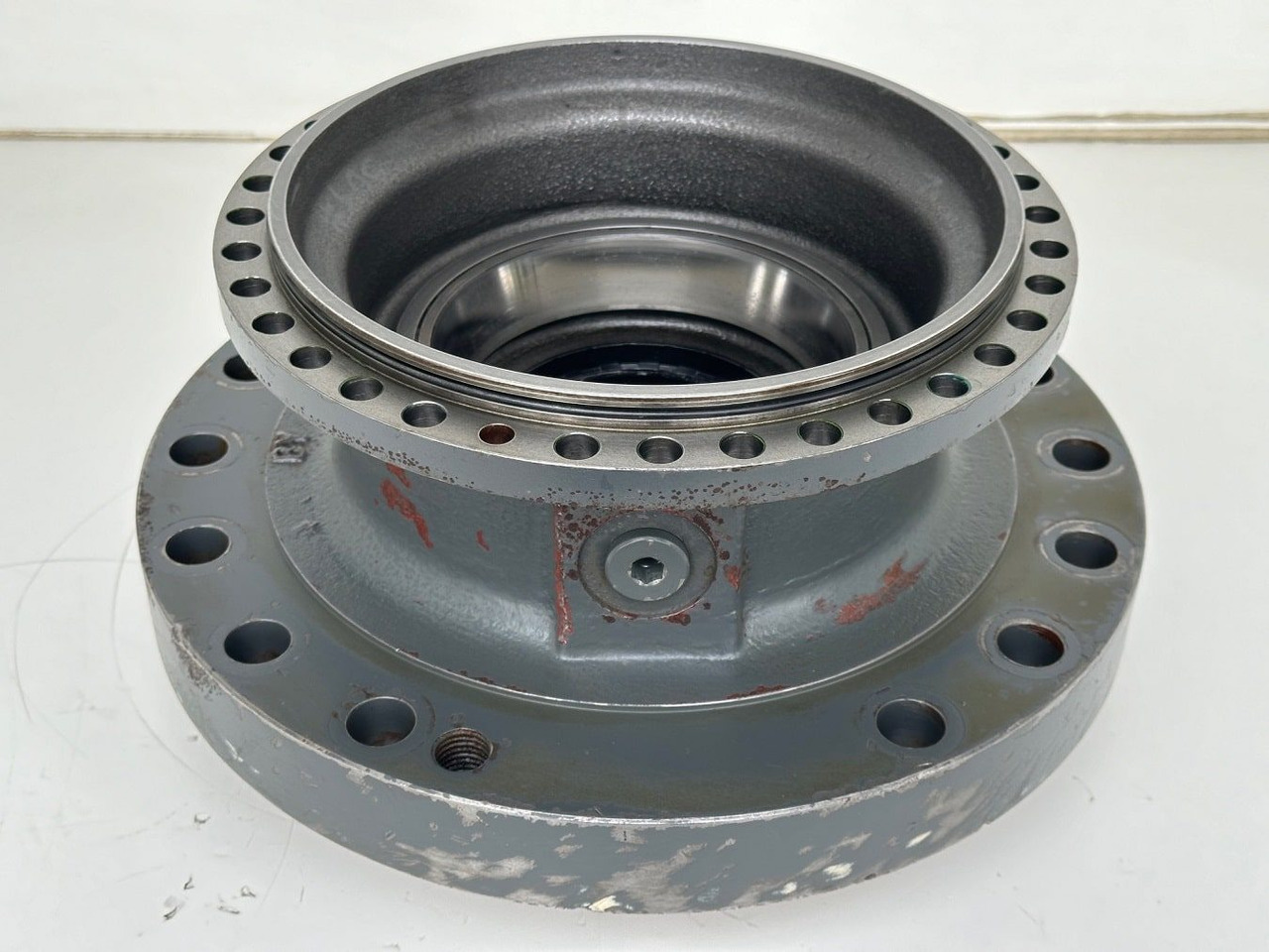 Liebherr Abtriebswellengehäuse ID-Nr.90018934. A924 HL, A924, LH30 C, LH30 M, LH35 M, LH35 MT, R922. #ABTR.GEH.0767#0764# - מנוע נדנדה עבור מכונת בנייה: תמונה 1 Liebherr Abtriebswellengehäuse ID-Nr.90018934. A924 HL, A924, LH30 C, LH30 M, LH35 M, LH35 MT, R922. #ABTR.GEH.0767#0764# - מנוע נדנדה עבור מכונת בנייה: תמונה 1