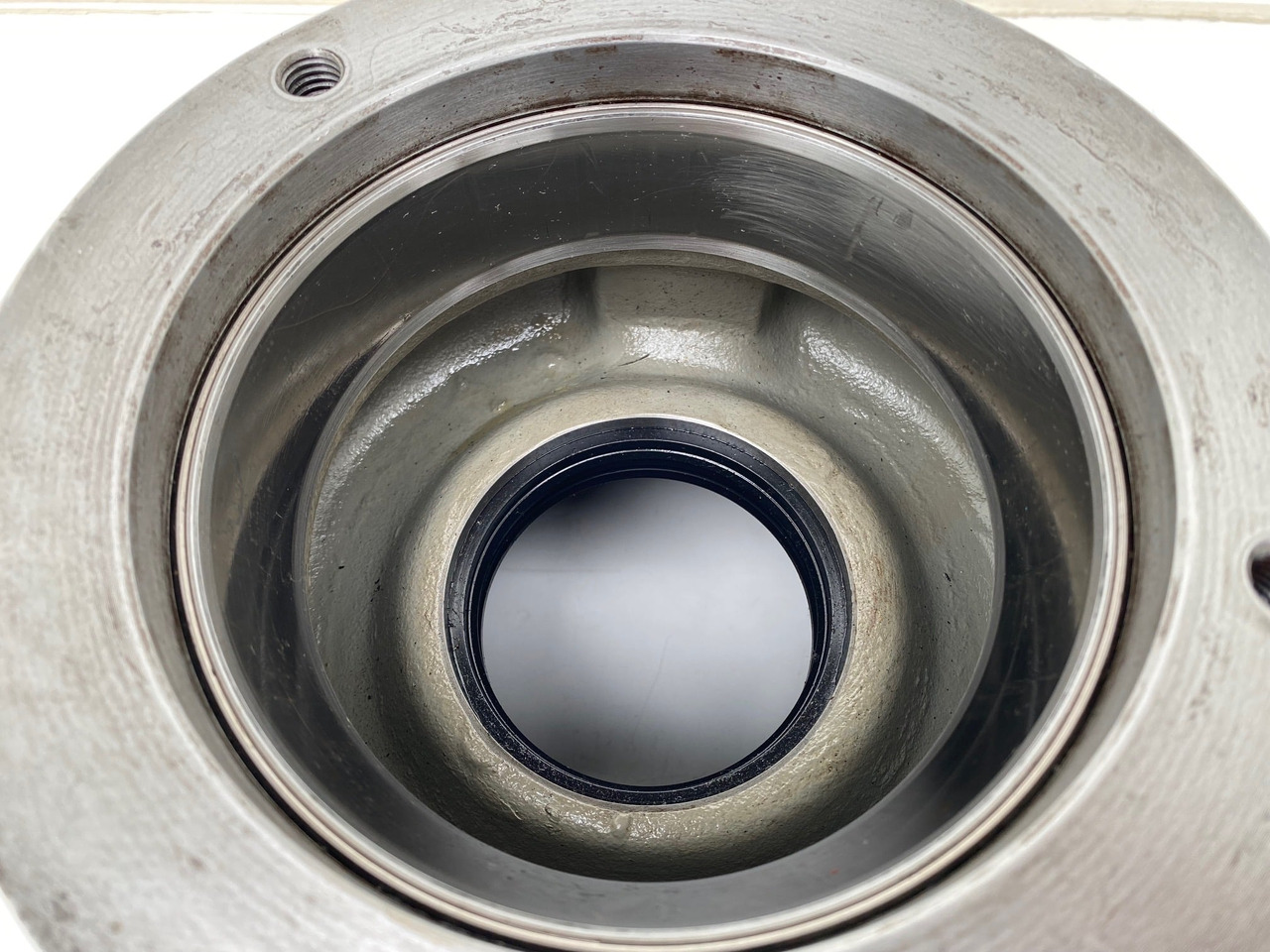 מנוע נדנדה עבור מחפר סורק Liebherr Abtriebswellengehäuse ID-Nr.9442356 and Kegelrollenlager ID-Nr.746201501 - ID-Nr.746231101.: תמונה 10