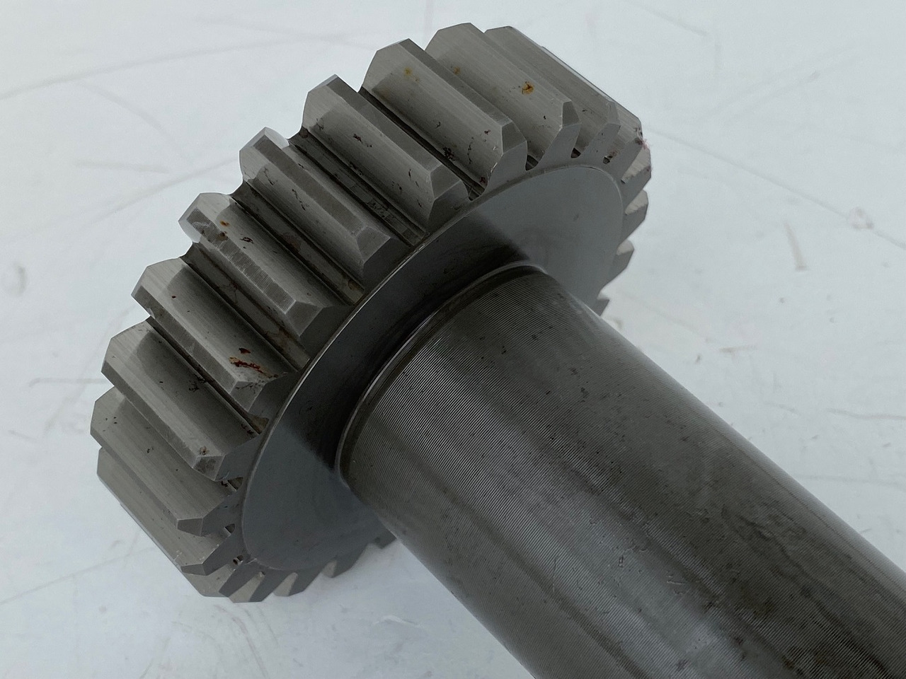 Liebherr Antriebswelle ID-Nr.9443859 - ID-Nr.944385903. LH60, LH80, ER934, ER944, LOS944, LOS946, LOS950, LOS954, R944, R946, R950, R954, RZG390. #AN2804# - תיבת הילוכים עבור מחפר סורק: תמונה 4 Liebherr Antriebswelle ID-Nr.9443859 - ID-Nr.944385903. LH60, LH80, ER934, ER944, LOS944, LOS946, LOS950, LOS954, R944, R946, R950, R954, RZG390. #AN2804# - תיבת הילוכים עבור מחפר סורק: תמונה 4