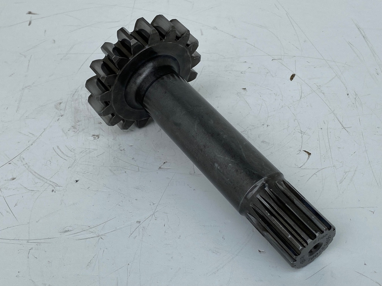 Liebherr Antriebswelle ID-Nr.969527001. FAT355P077. LH26, LH30, R906, R916, R920, R922, R924, R926 COMP, R926. #ANT2804# - הנעה סופית עבור מחפר סורק: תמונה 2 Liebherr Antriebswelle ID-Nr.969527001. FAT355P077. LH26, LH30, R906, R916, R920, R922, R924, R926 COMP, R926. #ANT2804# - הנעה סופית עבור מחפר סורק: תמונה 2