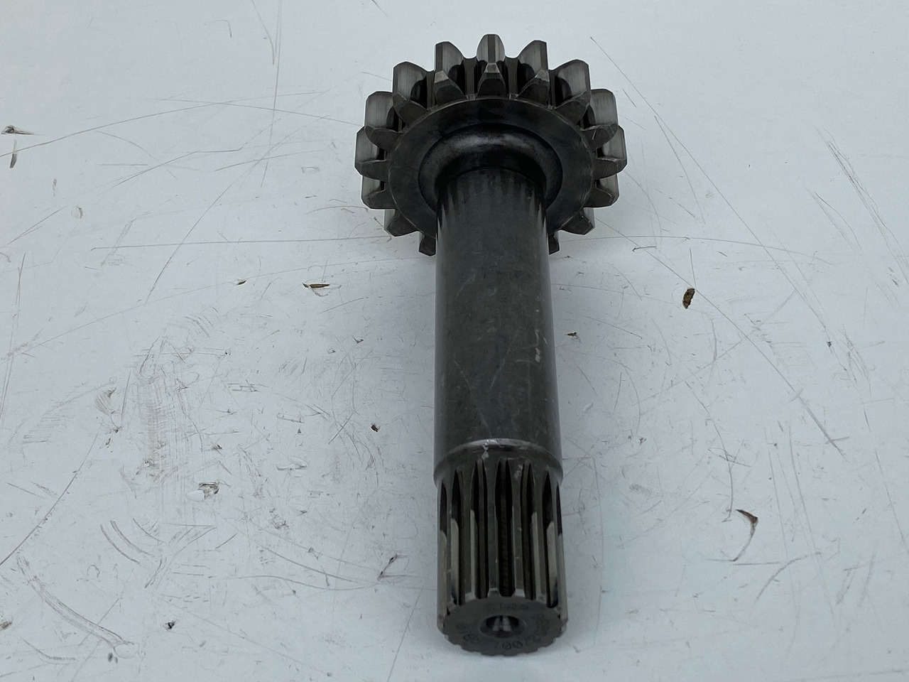 Liebherr Antriebswelle ID-Nr.969527001. FAT355P077. LH26, LH30, R906, R916, R920, R922, R924, R926 COMP, R926. #ANT2804# - הנעה סופית עבור מחפר סורק: תמונה 3 Liebherr Antriebswelle ID-Nr.969527001. FAT355P077. LH26, LH30, R906, R916, R920, R922, R924, R926 COMP, R926. #ANT2804# - הנעה סופית עבור מחפר סורק: תמונה 3