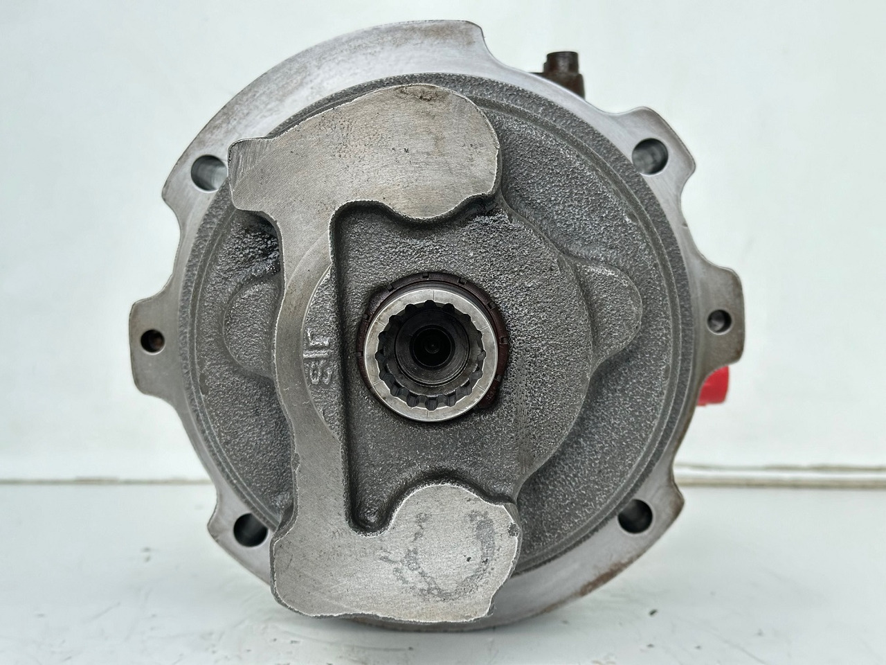 מנוע הידרולי עבור מכונת בנייה Liebherr Hydraulikeinbaumotor CMVE O 108. ID-Nr.10118562 - ID-Nr.10132610 - ID-Nr.10129048. LOS1916, LOS916, LOS926, R906, R916, R918, R920, R922, R924, R926COMP, R926, R936. #28314#: תמונה 10 מנוע הידרולי עבור מכונת בנייה Liebherr Hydraulikeinbaumotor CMVE O 108. ID-Nr.10118562 - ID-Nr.10132610 - ID-Nr.10129048. LOS1916, LOS916, LOS926, R906, R916, R918, R920, R922, R924, R926COMP, R926, R936. #28314#: תמונה 10