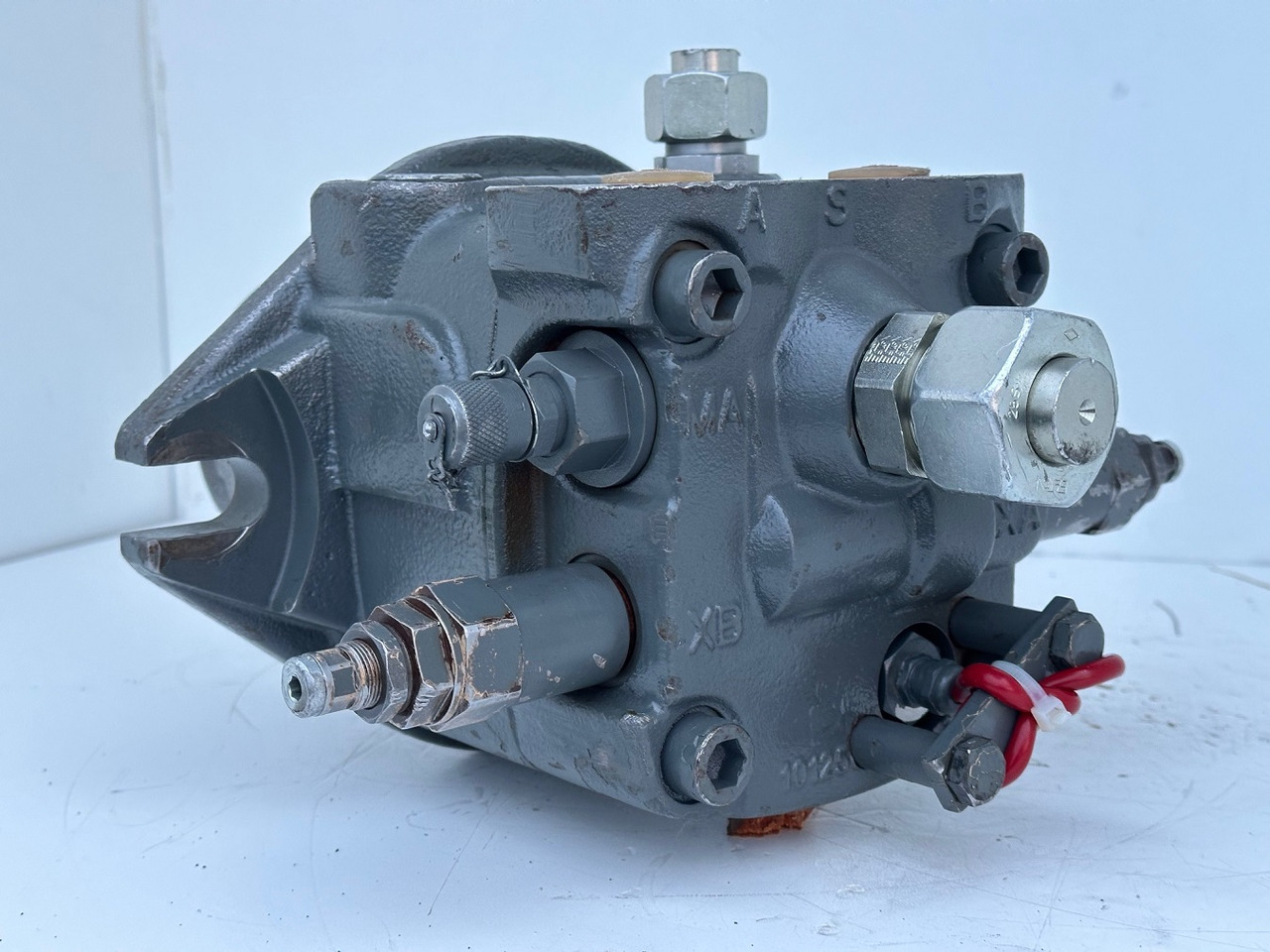 Liebherr Hydraulikeinbaumotor Typ:FMF090. ID-Nr.10139164 - ID-Nr.11371743. R946 LC, R946 LC-V, R946 NLC, R946 S-HD, R950 LC-V, R950 S-HD, R950. #11371743.11929# - מנוע נדנדה עבור מחפר: תמונה 5 Liebherr Hydraulikeinbaumotor Typ:FMF090. ID-Nr.10139164 - ID-Nr.11371743. R946 LC, R946 LC-V, R946 NLC, R946 S-HD, R950 LC-V, R950 S-HD, R950. #11371743.11929# - מנוע נדנדה עבור מחפר: תמונה 5