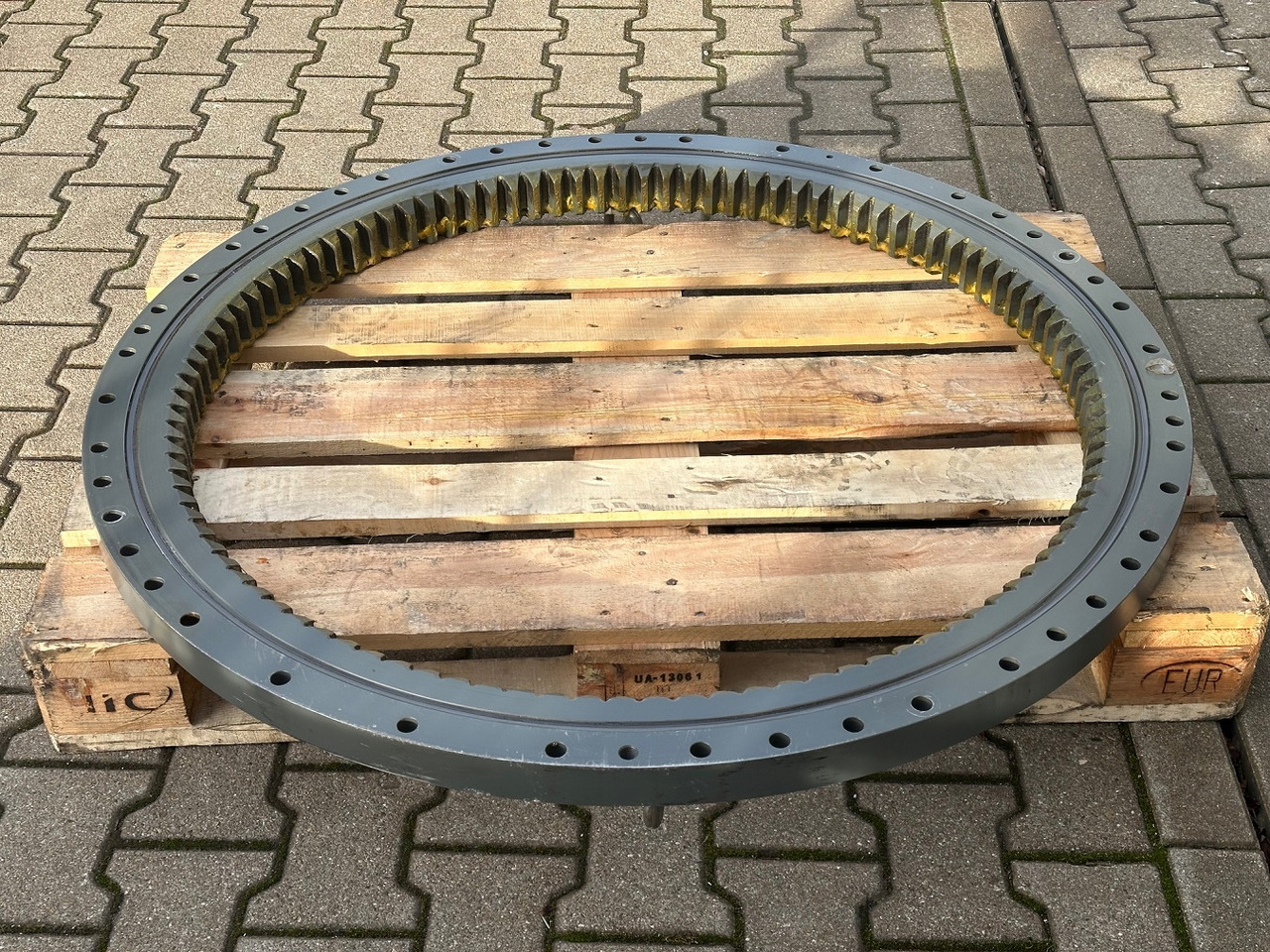 Liebherr Kugeldrehverbindung Typ:KUD34VJ005-000. ID-Nr.90020576. R914 COMP-1194. #159-10793# - טבעת רוטציה עבור מחפר סורק: תמונה 5 Liebherr Kugeldrehverbindung Typ:KUD34VJ005-000. ID-Nr.90020576. R914 COMP-1194. #159-10793# - טבעת רוטציה עבור מחפר סורק: תמונה 5