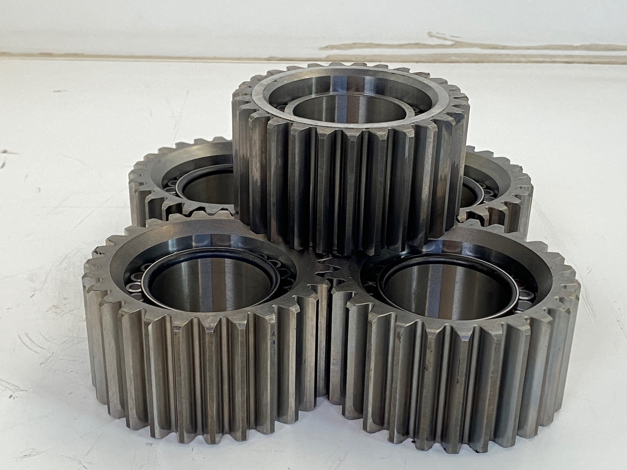 Liebherr Planetenrad ID-Nr.90205840. FAT350P126 - FAT350P138. R920 - R922 - R924 - R925 - R926 - R930 T. #PL13.01# - הנעה סופית עבור מכונת בנייה: תמונה 3 Liebherr Planetenrad ID-Nr.90205840. FAT350P126 - FAT350P138. R920 - R922 - R924 - R925 - R926 - R930 T. #PL13.01# - הנעה סופית עבור מכונת בנייה: תמונה 3
