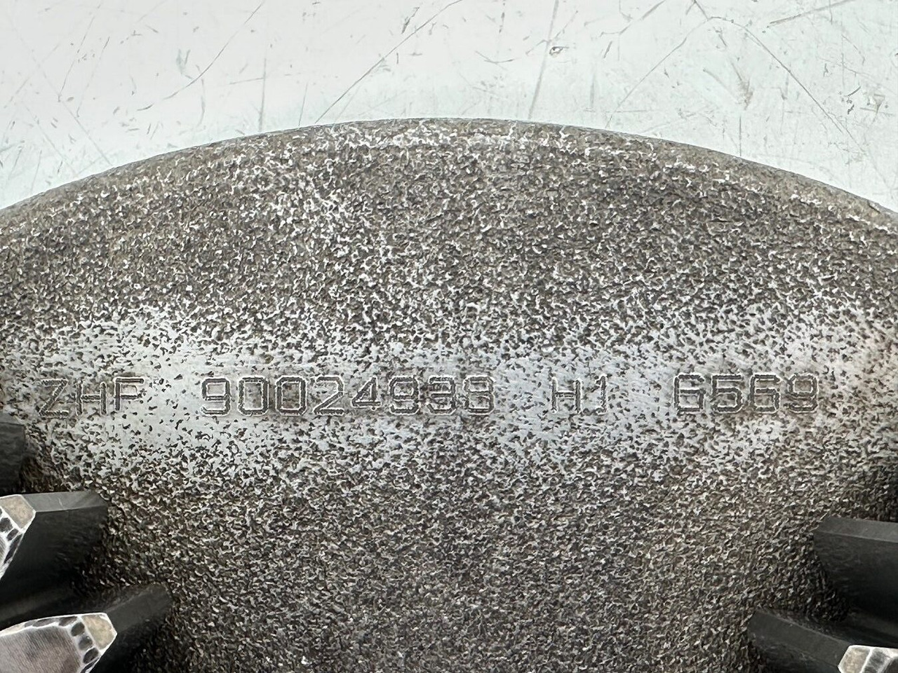 הנעה סופית עבור מחפר סורק Liebherr Planetenträger ID-Nr.90024938 mit Planetenräder ID-Nr.90024939. FAT400P112 -FAT400P130 - FAT400P139. LO1936,LOS926,R926,R928,R930,R934,R936,R940,R944,R946,R950 T. #H1.6569.90024939#: תמונה 11 הנעה סופית עבור מחפר סורק Liebherr Planetenträger ID-Nr.90024938 mit Planetenräder ID-Nr.90024939. FAT400P112 -FAT400P130 - FAT400P139. LO1936,LOS926,R926,R928,R930,R934,R936,R940,R944,R946,R950 T. #H1.6569.90024939#: תמונה 11