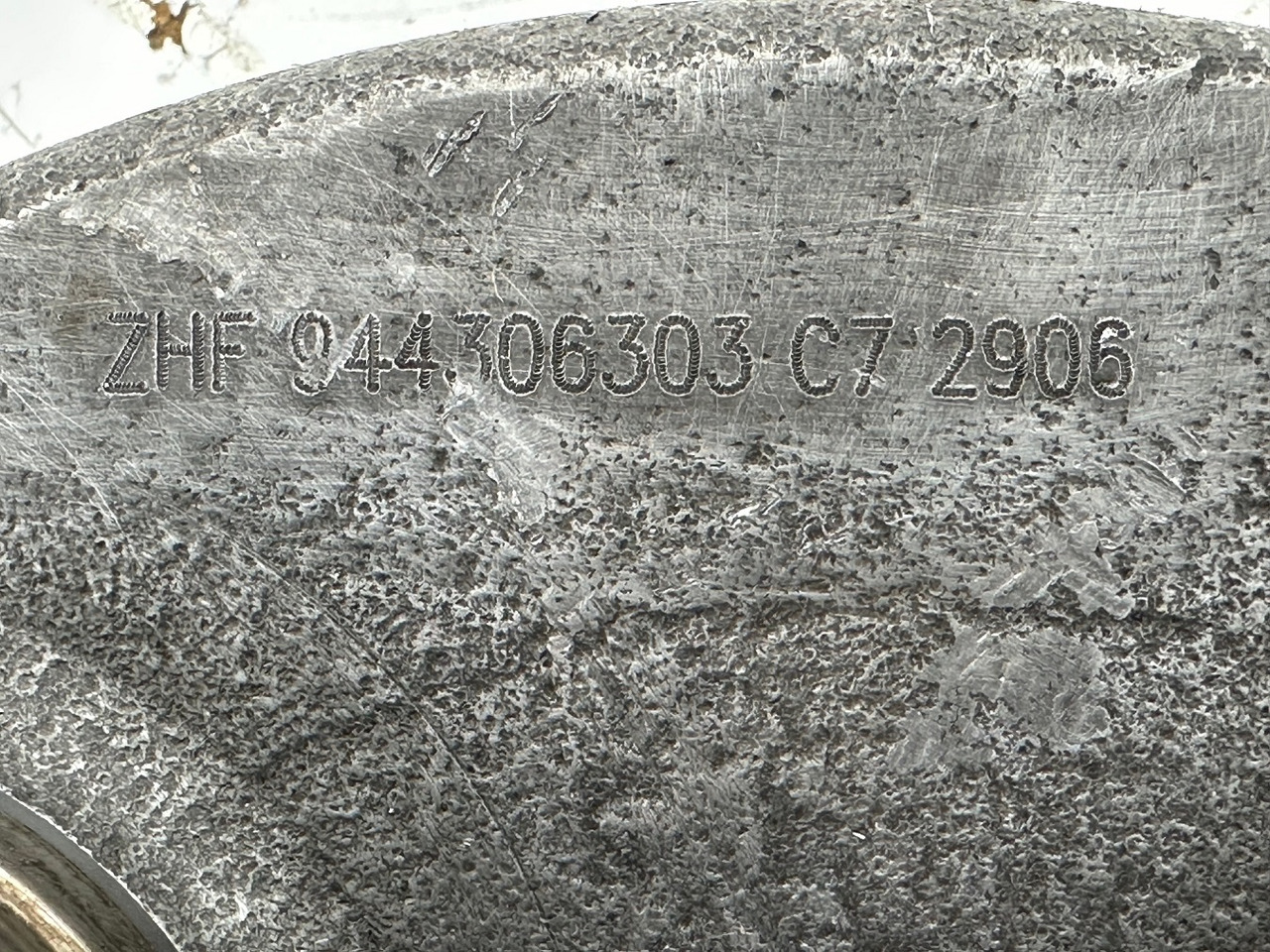 מנוע נדנדה עבור מכונת בנייה Liebherr Planetenträger ID-Nr.944306303 - ID-Nr.9443063.  A924, A934, LH30, LH35, R906, R916, R922, R924, R926, R932, R934, R944.  #944306303.C7.2906#: תמונה 11