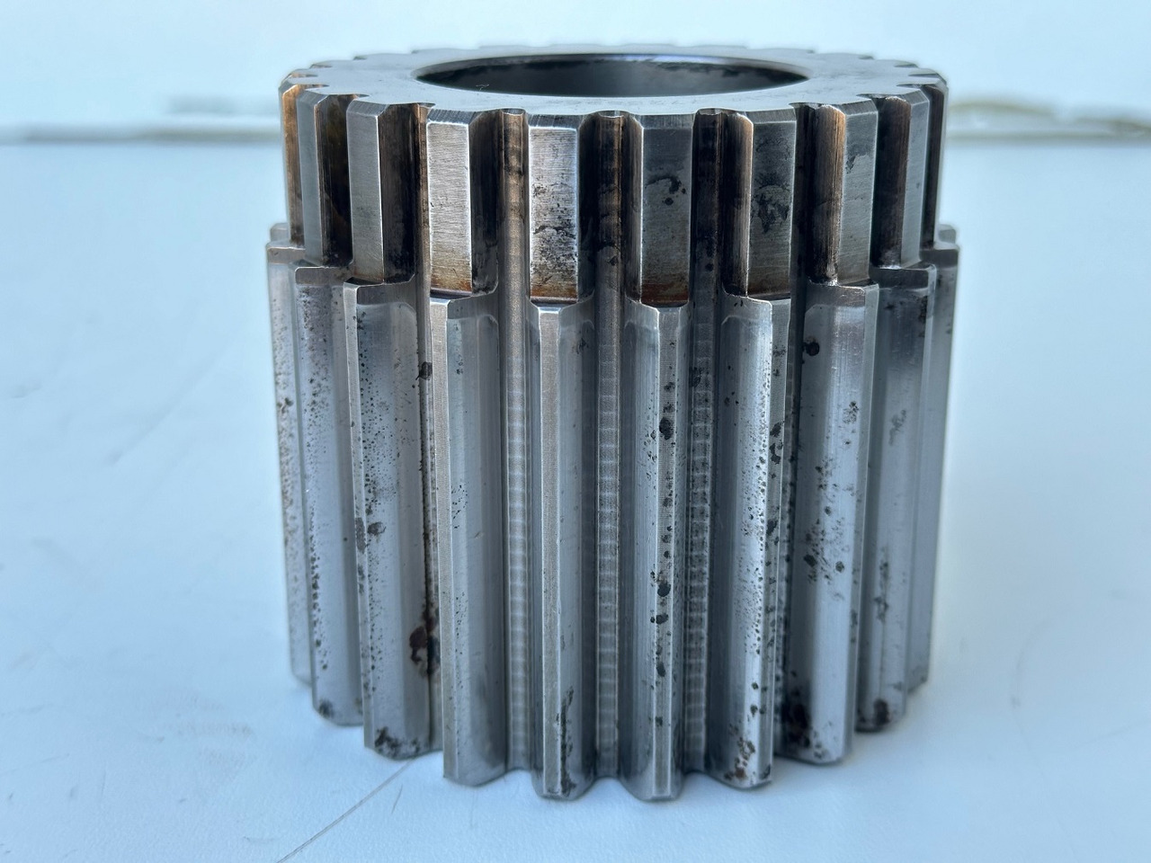 Liebherr Sonnenrad ID-Nr.90016258. FAT400P112,FAT400P130,FAT400P139,LOS1936,LOS926,R926,R928,R930,R934,R936,R938,R940,R944,R946,R950T. #90016258.06.08# - הנעה סופית עבור מחפר סורק: תמונה 4 Liebherr Sonnenrad ID-Nr.90016258. FAT400P112,FAT400P130,FAT400P139,LOS1936,LOS926,R926,R928,R930,R934,R936,R938,R940,R944,R946,R950T. #90016258.06.08# - הנעה סופית עבור מחפר סורק: תמונה 4