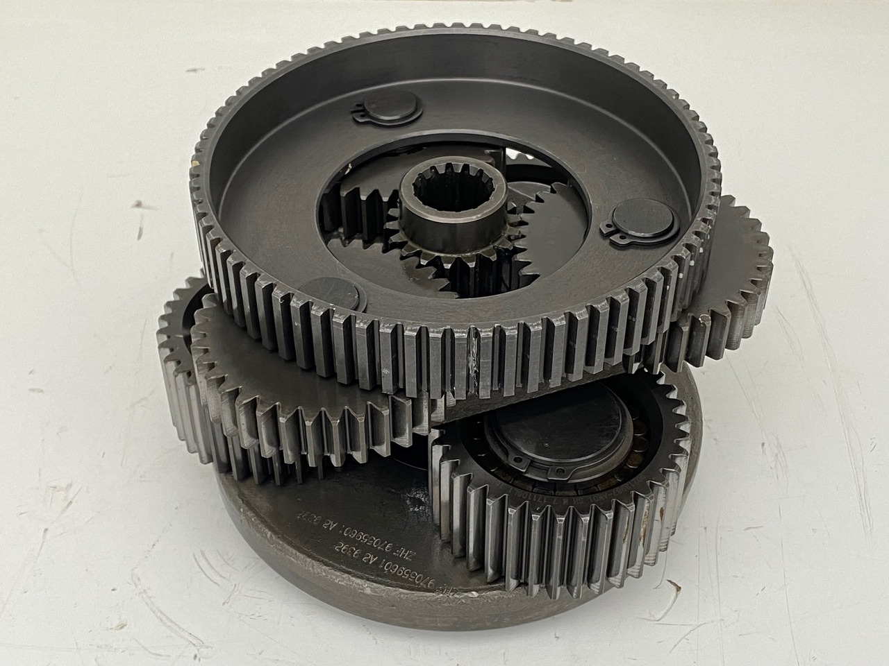 Liebherr Sonnenräder - Lamellenträger - Planetenräder - Planetenträger. Schwenkantrieb Typ:SAT250/278 - SAT250/287 - SAT250A300. #TE3884# - מנוע נדנדה עבור מכונת בנייה: תמונה 1 Liebherr Sonnenräder - Lamellenträger - Planetenräder - Planetenträger. Schwenkantrieb Typ:SAT250/278 - SAT250/287 - SAT250A300. #TE3884# - מנוע נדנדה עבור מכונת בנייה: תמונה 1