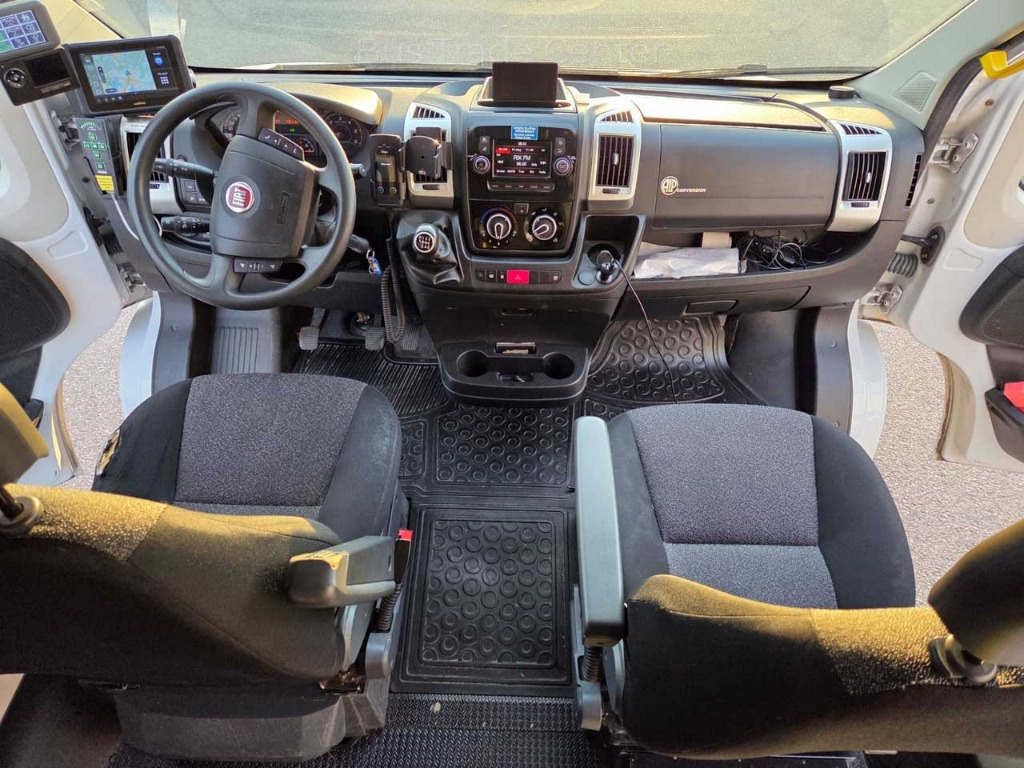 מיניבוס, כלי רכב מסחרי לנוסעים FIAT Ducato: תמונה 10 מיניבוס, כלי רכב מסחרי לנוסעים FIAT Ducato: תמונה 10