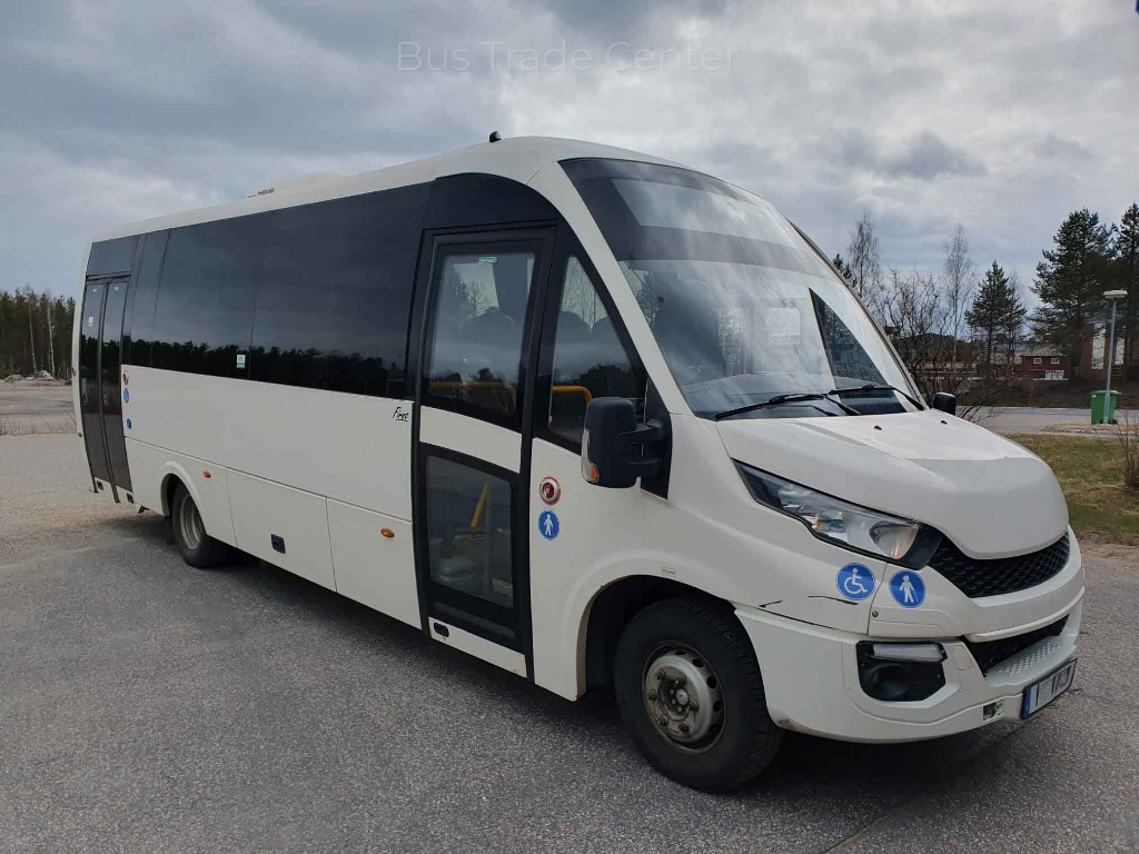 IVECO Daily 70C17 - מיניבוס, כלי רכב מסחרי לנוסעים: תמונה 1 IVECO Daily 70C17 - מיניבוס, כלי רכב מסחרי לנוסעים: תמונה 1