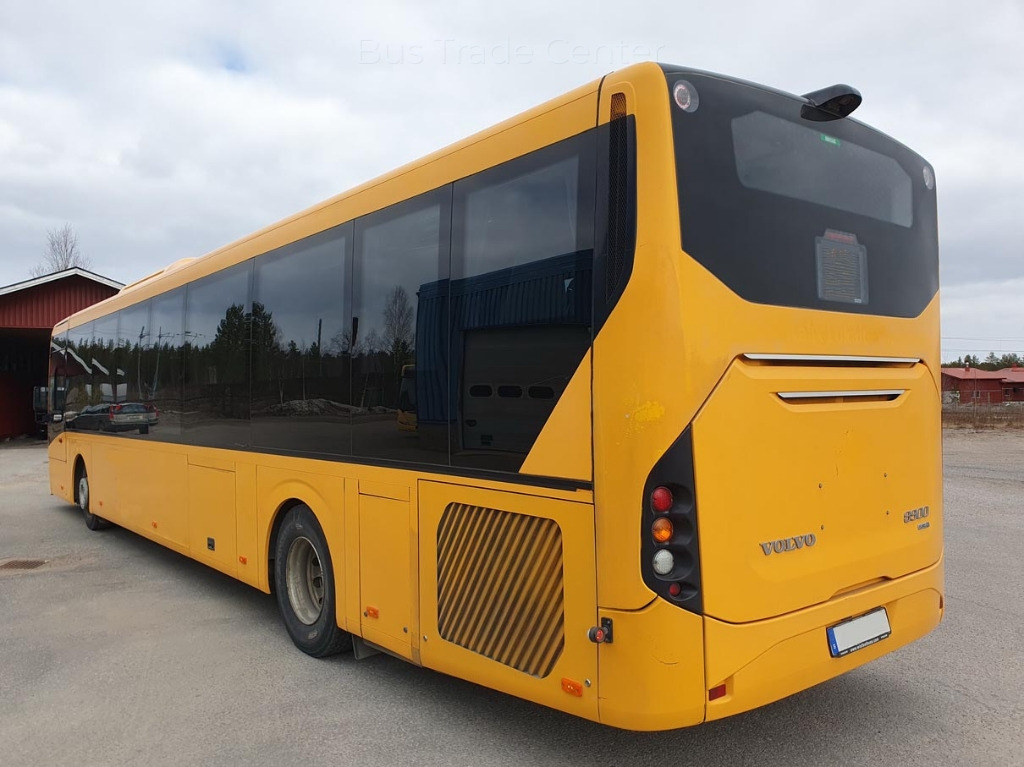 VOLVO 8900 B8RLE - אוטובוס פרברים: תמונה 3 VOLVO 8900 B8RLE - אוטובוס פרברים: תמונה 3