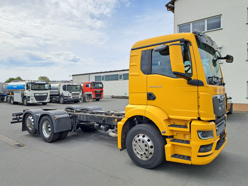 MAN TGS 26.510 6x2 RECHTSLENKER(Nr. 5997) - משאית עם שלדת תא: תמונה 2 MAN TGS 26.510 6x2 RECHTSLENKER(Nr. 5997) - משאית עם שלדת תא: תמונה 2
