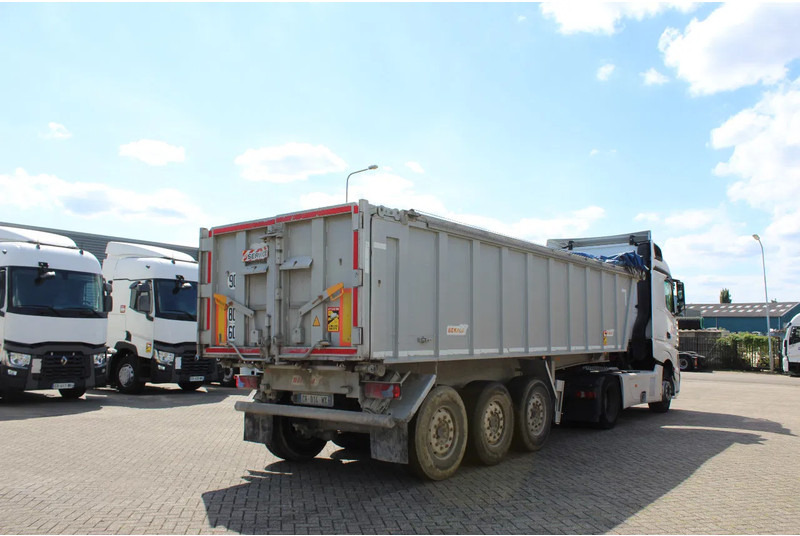 Benalu * 27 CUB * Lift Axle * - סמיטריילר עם מזהיר: תמונה 3 Benalu * 27 CUB * Lift Axle * - סמיטריילר עם מזהיר: תמונה 3