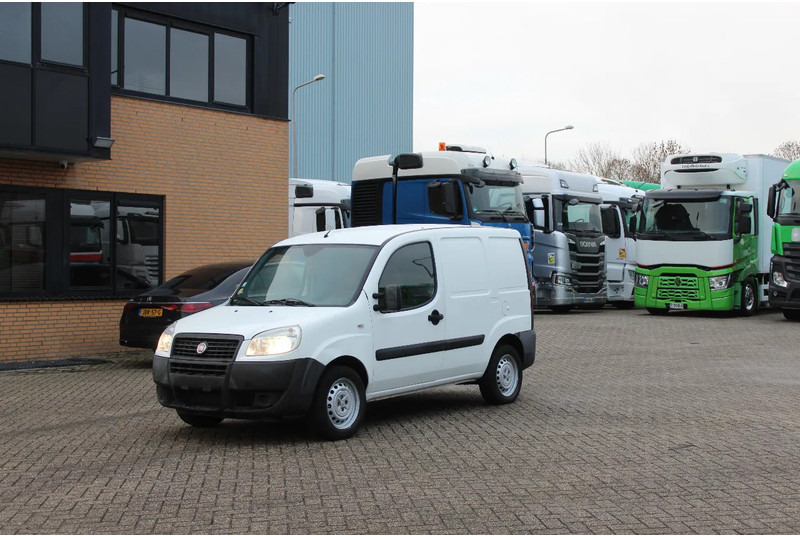 Fiat Doblò Cargo * manual * - מכונית: תמונה 1 Fiat Doblò Cargo * manual * - מכונית: תמונה 1
