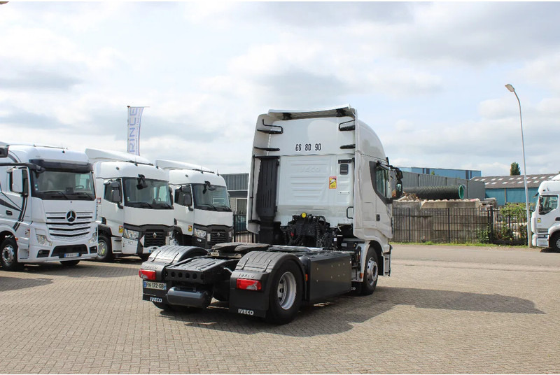 Iveco Stralis 460 * EURO6 * CNG * RETARDER * 4X2 * - יחידת טרקטור: תמונה 4 Iveco Stralis 460 * EURO6 * CNG * RETARDER * 4X2 * - יחידת טרקטור: תמונה 4