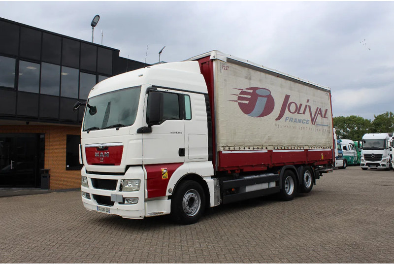 MAN TGX 26.440 * EURO5 * 6X2 * LIFT AXLE * - משאית וילונות צד: תמונה 2 MAN TGX 26.440 * EURO5 * 6X2 * LIFT AXLE * - משאית וילונות צד: תמונה 2