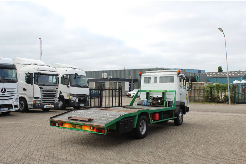 Mercedes-Benz 914 * WINCH * 4X2 * TOP CODITION * - משאית הובלה אוטומטית: תמונה 5 Mercedes-Benz 914 * WINCH * 4X2 * TOP CODITION * - משאית הובלה אוטומטית: תמונה 5