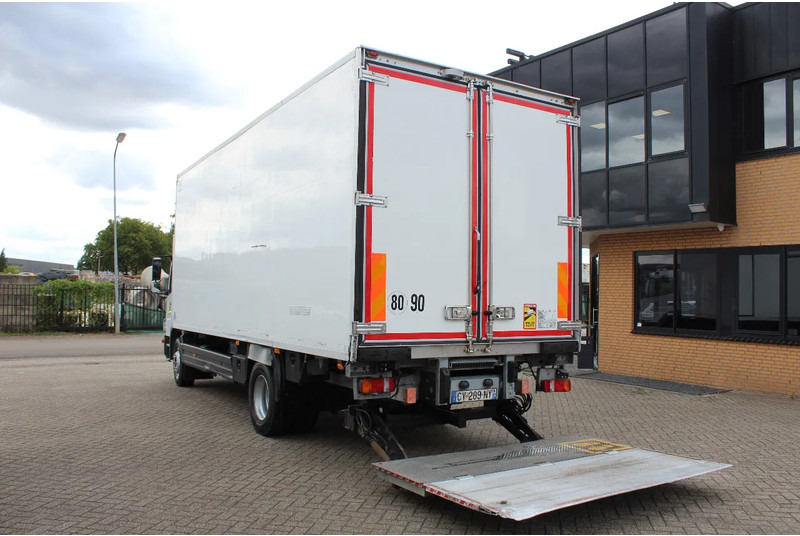Mercedes-Benz Atego 1318 * MANUAL * CARRIER SUPRA 550 - משאית קירור: תמונה 2 Mercedes-Benz Atego 1318 * MANUAL * CARRIER SUPRA 550 - משאית קירור: תמונה 2