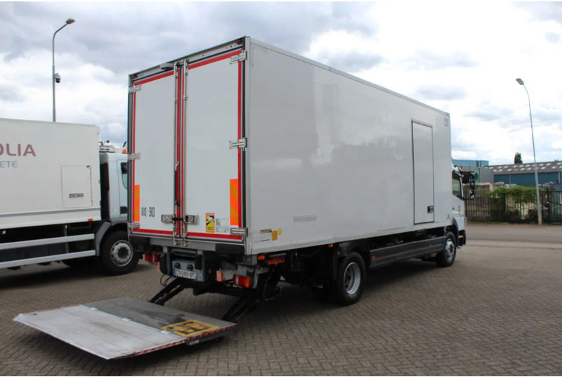 Mercedes-Benz Atego 1318 * MANUAL * CARRIER SUPRA 550 - משאית קירור: תמונה 3 Mercedes-Benz Atego 1318 * MANUAL * CARRIER SUPRA 550 - משאית קירור: תמונה 3