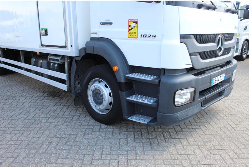 Mercedes-Benz Axor 1829 * MANAUL * EURO5 * 4X2 * CARRIER SUPRA 950 * - משאית קירור: תמונה 3 Mercedes-Benz Axor 1829 * MANAUL * EURO5 * 4X2 * CARRIER SUPRA 950 * - משאית קירור: תמונה 3