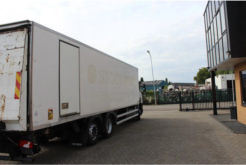 Scania P320 * EURO5 * 6X2 * CARRIER SUPRA 750 * MANUAL * - משאית קירור: תמונה 4 Scania P320 * EURO5 * 6X2 * CARRIER SUPRA 750 * MANUAL * - משאית קירור: תמונה 4