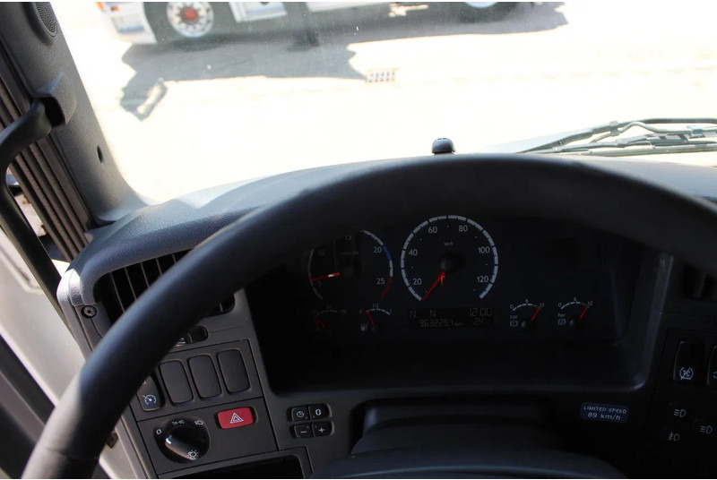 יחידת טרקטור Scania R420 * RETARDER * 4X2 *: תמונה 16 יחידת טרקטור Scania R420 * RETARDER * 4X2 *: תמונה 16