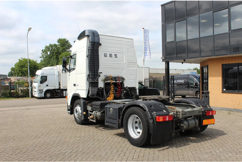 Volvo FH 12.420 * MANUAL * 4X2 * - יחידת טרקטור: תמונה 3 Volvo FH 12.420 * MANUAL * 4X2 * - יחידת טרקטור: תמונה 3