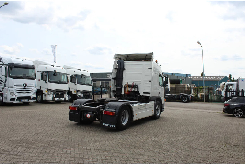 Volvo FM 380 * hydraulic * 4x2 * - יחידת טרקטור: תמונה 4 Volvo FM 380 * hydraulic * 4x2 * - יחידת טרקטור: תמונה 4