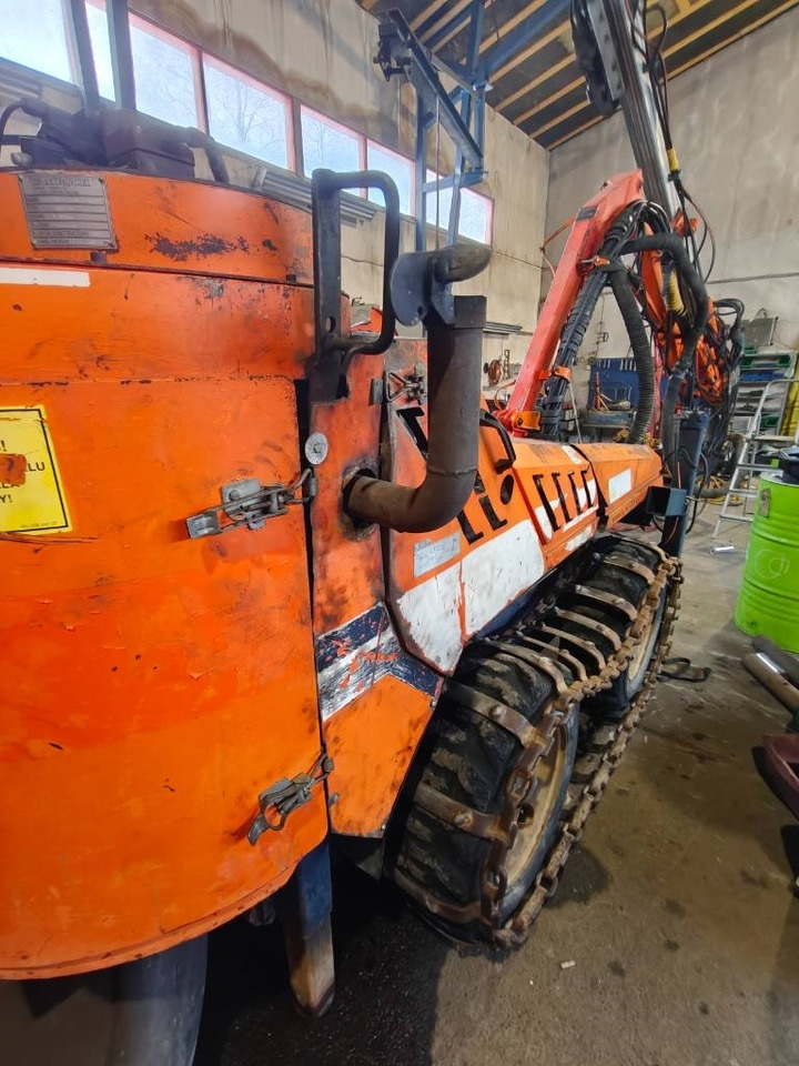 Tamrock COMMANDO 120RF - אסדת קידוח: תמונה 3 Tamrock COMMANDO 120RF - אסדת קידוח: תמונה 3