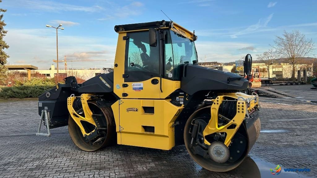 Bomag BW 174 AP-4V AM - רולר כביש: תמונה 4 Bomag BW 174 AP-4V AM - רולר כביש: תמונה 4