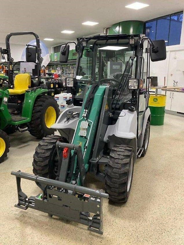 Kramer KL12.5 - מעמיס גלגלים: תמונה 1 Kramer KL12.5 - מעמיס גלגלים: תמונה 1