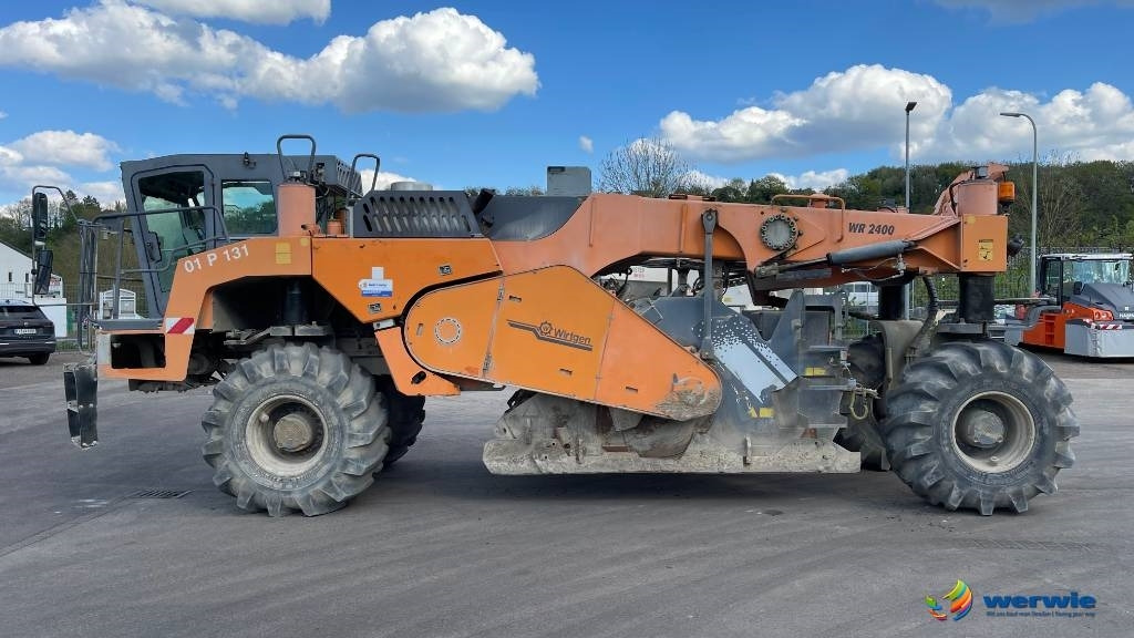 Wirtgen WR2400 - מכונת אספלט: תמונה 5 Wirtgen WR2400 - מכונת אספלט: תמונה 5