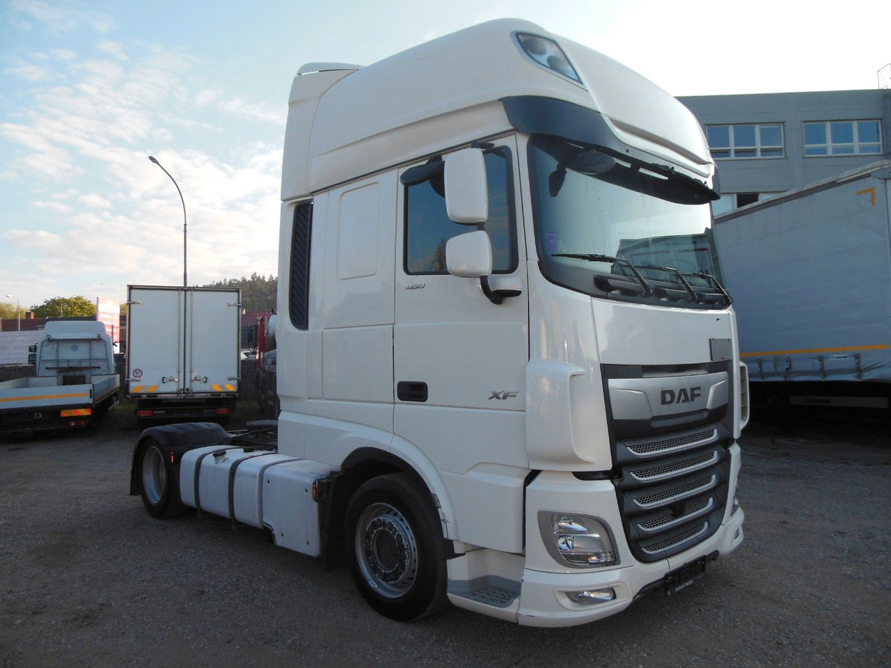 DAF XF 106.480 SSC, LOWDECK, STANDKLIMA, TOP!!! - יחידת טרקטור: תמונה 2 DAF XF 106.480 SSC, LOWDECK, STANDKLIMA, TOP!!! - יחידת טרקטור: תמונה 2