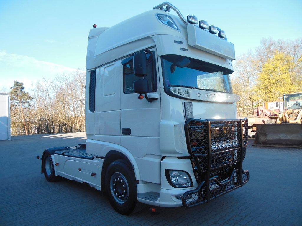 DAF XF106.480 SSC, LIMITED EDITION, STANDKLIMA, TOP! DAF XF106.480 SSC, LIMITED EDITION, STANDKLIMA, TOP! - יחידת טרקטור: תמונה 2 DAF XF106.480 SSC, LIMITED EDITION, STANDKLIMA, TOP! DAF XF106.480 SSC, LIMITED EDITION, STANDKLIMA, TOP! - יחידת טרקטור: תמונה 2