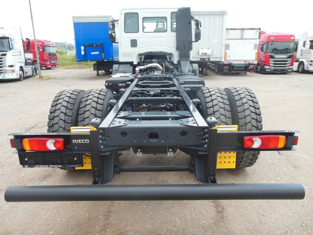 משאית עם שלדת תא Iveco EUROCARGO ML 180E28/P, PTO: תמונה 9