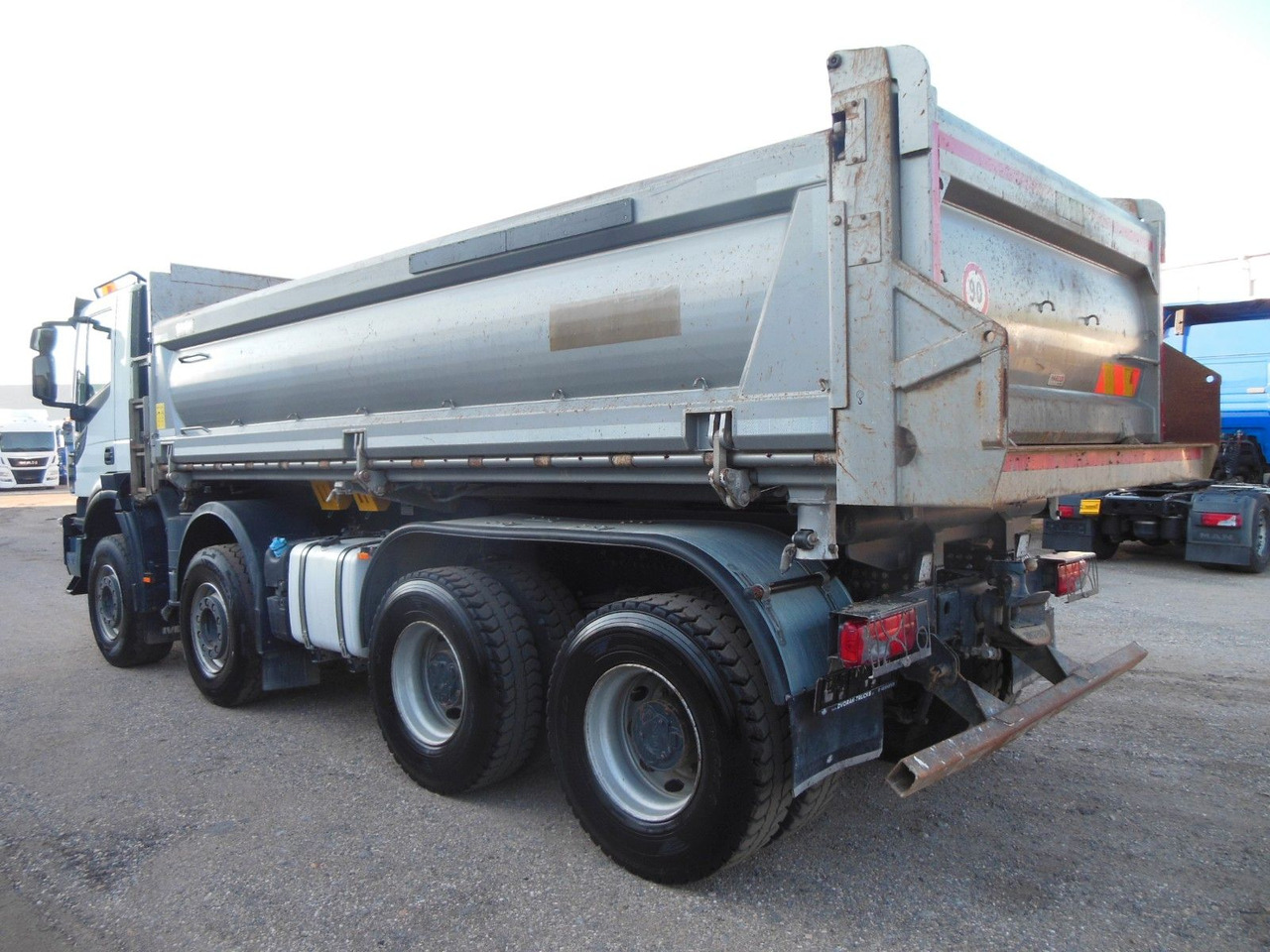 Iveco STRALIS X-WAY 480, 8X4, BORDMATIC, AHK, TOP!!! - מזהיר: תמונה 4 Iveco STRALIS X-WAY 480, 8X4, BORDMATIC, AHK, TOP!!! - מזהיר: תמונה 4